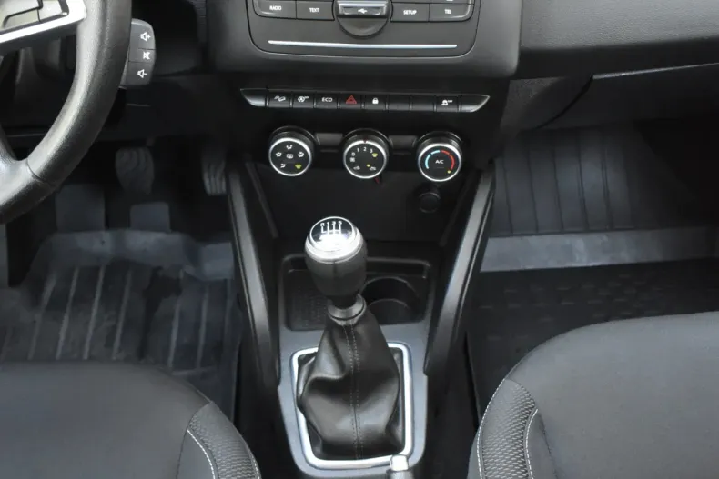 Dacia Duster din 2021 cu 94.682 km - oferta DAC100332 - foto 18