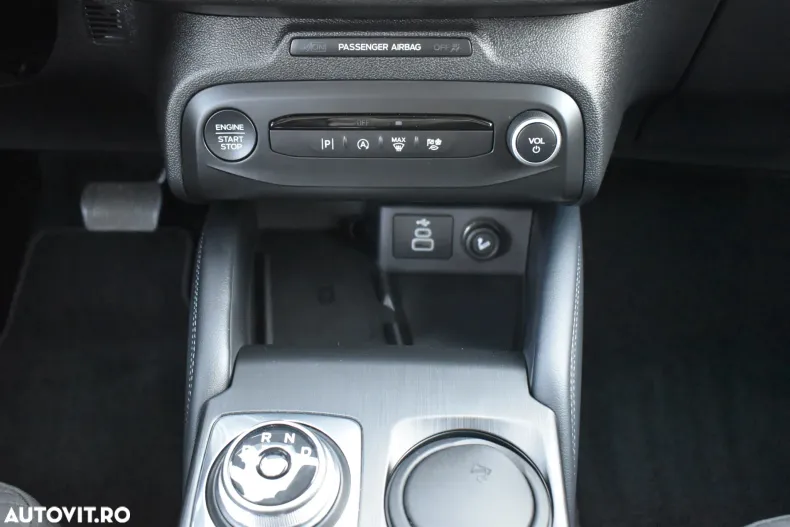 Ford Focus din 2023 cu 15.692 km - oferta FOR100908 - foto 31