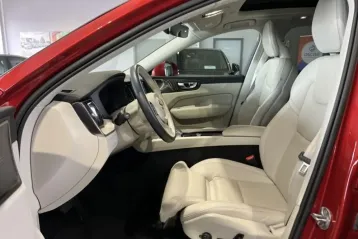 Volvo XC60 din 2023 - oferta VOL115929