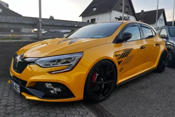 Renault Megane din 2023 - oferta REN117292