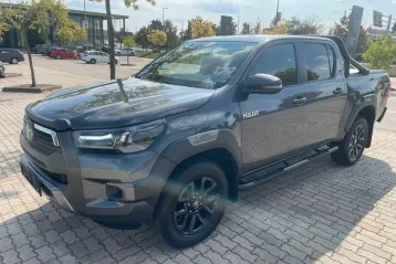 Toyota Hilux din 2023 - oferta TOY122370
