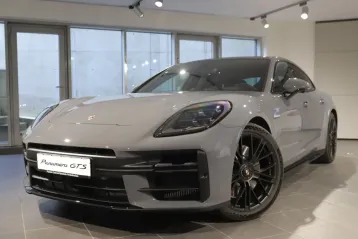 Porsche Panamera din 2025 - oferta POR122704