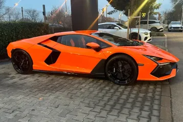 Lamborghini Revuelto din 2024 - oferta LAM126539