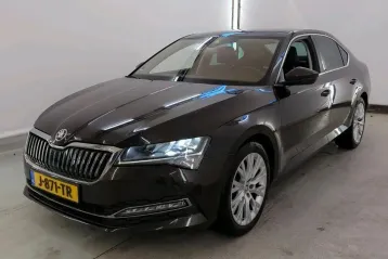 Skoda Superb din 2021 - oferta SKO133626