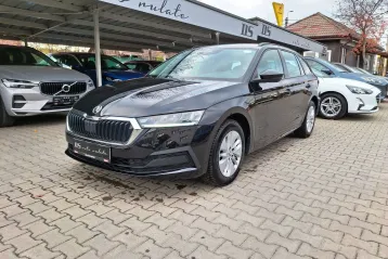 Skoda Octavia din 2023 - oferta SKO145380