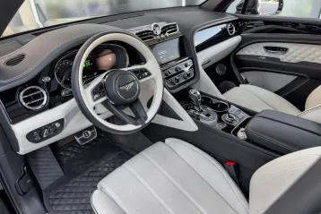 Bentley Bentayga din 2022 - oferta BEN146662