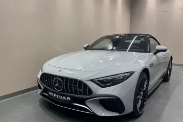 Mercedes-Benz SL 63 AMG din 2023 - oferta MER149262