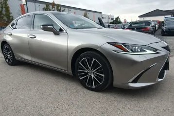 Lexus ES 300 din 2023 - oferta LEX150061