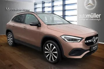 Mercedes-Benz GLA 250 din 2022 - oferta MER152443