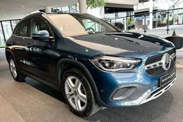 Mercedes-Benz GLA 250 din 2021 - oferta MER152461