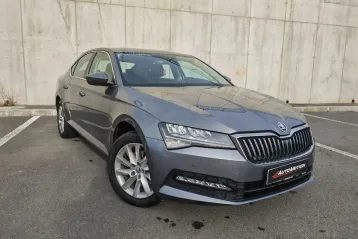 Skoda Superb din 2023 - oferta SKO154044