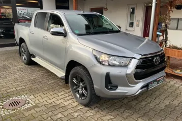 Toyota Hilux din 2021 - oferta TOY165516