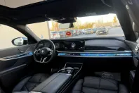 BMW 740d (Seria 7) din 2023 cu 41.940 km - oferta BMW170885 - foto 6