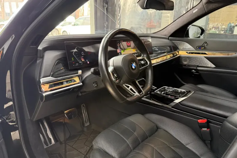 BMW 740 (Seria 7) din 2023 cu 64.350 km - oferta BMW196863 - foto 25