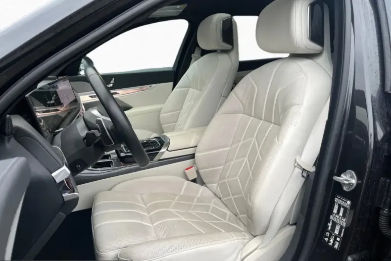 BMW 740 (Seria 7) din 2023 cu 122.712 km - oferta BMW200571 - foto 13