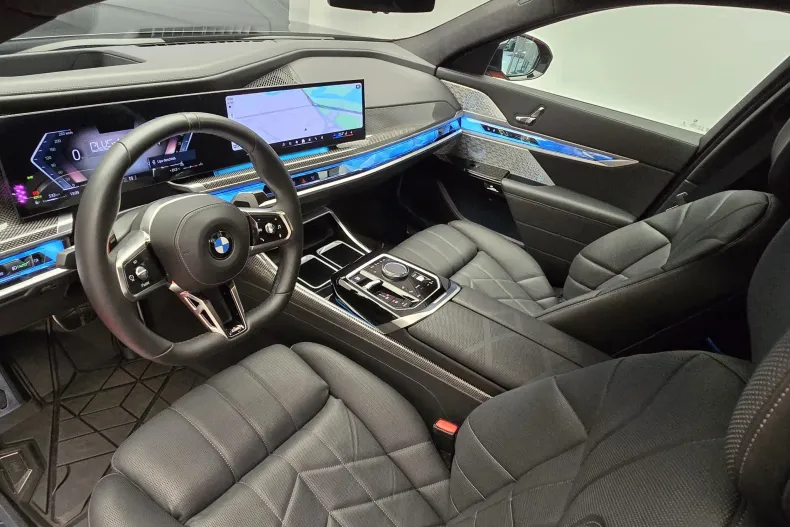 BMW 740d (Seria 7) din 2023 cu 57.000 km - oferta BMW202461 - foto 28