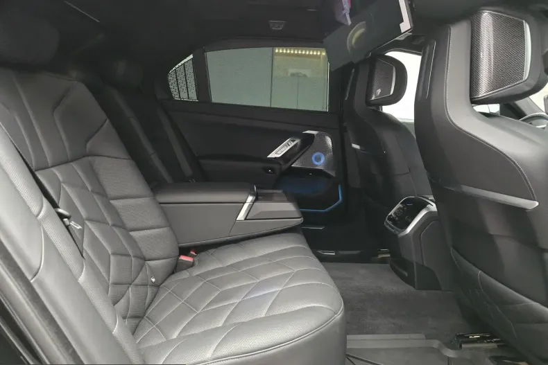 BMW 740 (Seria 7) din 2023 cu 57.000 km - oferta BMW205340 - foto 17