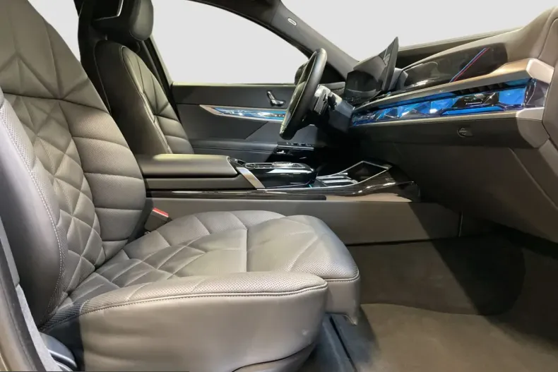BMW 740 (Seria 7) din 2023 cu 56.523 km - oferta BMW207704 - foto 8