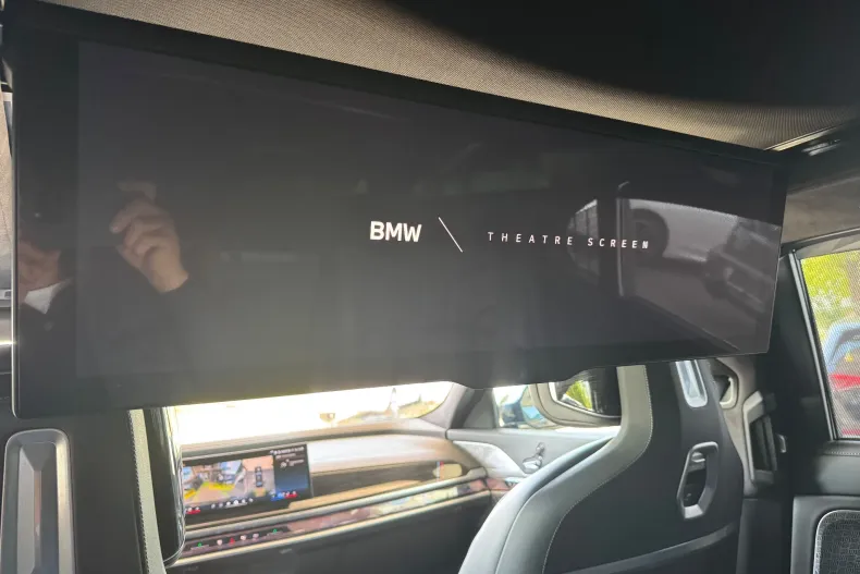 BMW 740d (Seria 7) din 2023 cu 66.450 km - oferta BMW209292 - foto 9