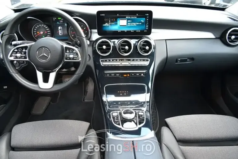 Mercedes-Benz 300 din 2020 cu 59.964 km - oferta MER98159 - foto 2