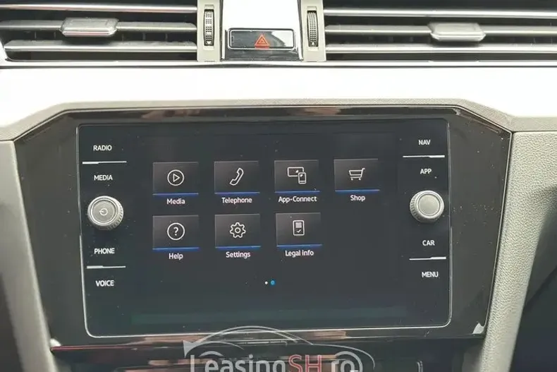 Volkswagen Passat din 2021 cu 144.876 km - oferta VOL100770 - foto 16