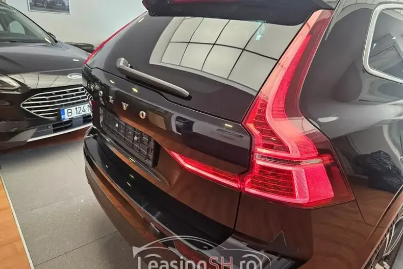 Volvo XC60 din 2021 cu 107.400 km - oferta VOL100259 - foto 24