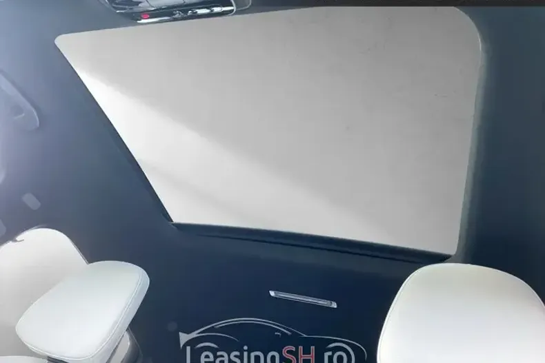 Mercedes-Benz 220 din 2025 cu 3.000 km - oferta MER98212 - foto 2