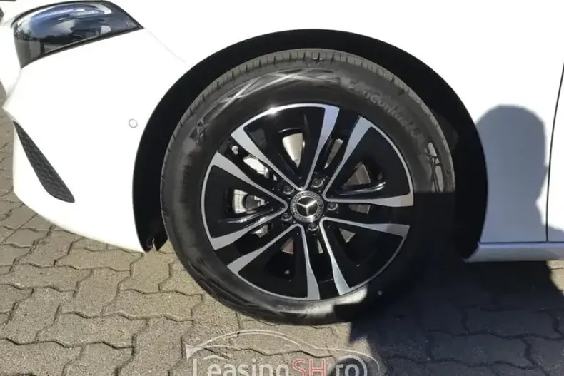 Mercedes-Benz 180 din 2024 cu 4.400 km - oferta MER98147 - foto 5