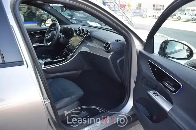 Mercedes-Benz 300 din 2023 cu 34.500 km - oferta MER97122 - foto 3