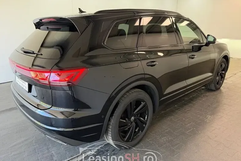 Volkswagen Touareg din 2024 cu 54.000 km - oferta VOL93771 - foto 13