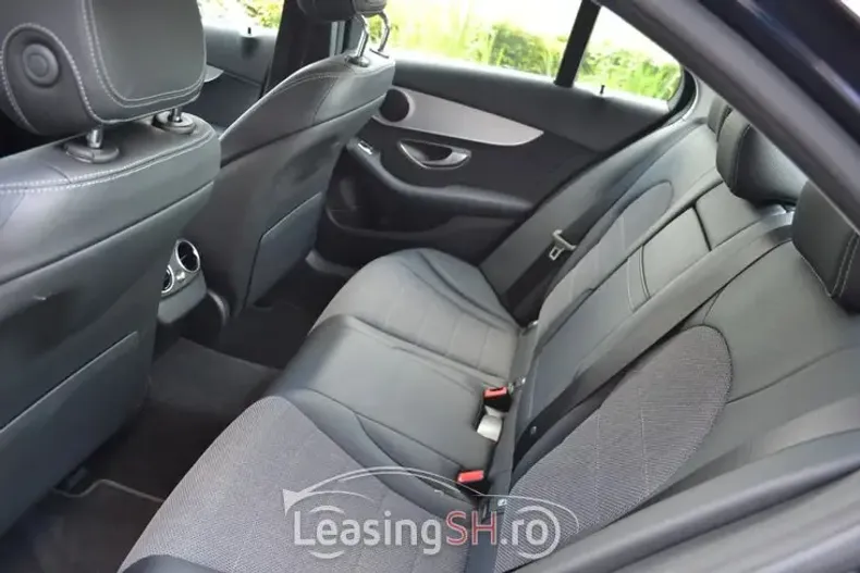 Mercedes-Benz 300 din 2020 cu 59.964 km - oferta MER98159 - foto 9