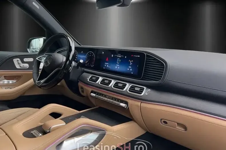 Mercedes-Benz 300 din 2024 cu 13.000 km - oferta MER96976 - foto 1