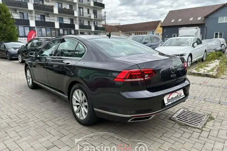 Volkswagen Passat din 2021 cu 144.876 km - oferta VOL100770 - foto 27