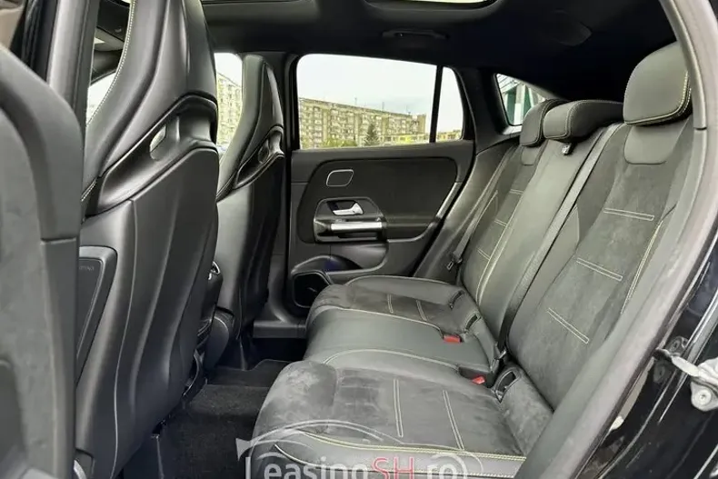 Mercedes-Benz 45 AMG din 2022 cu 9.900 km - oferta MER96369 - foto 2