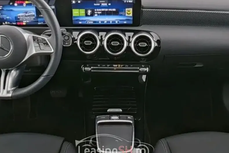 Mercedes-Benz 200 din 2023 cu 6.500 km - oferta MER97686 - foto 7