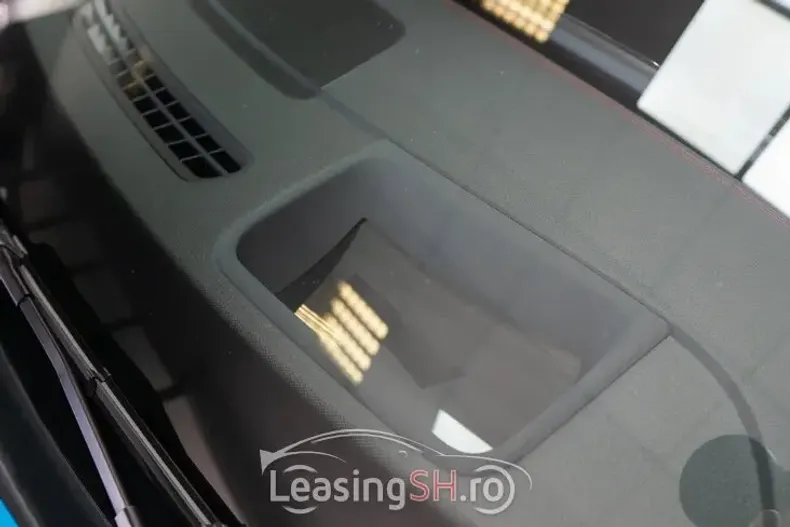 Mercedes-Benz 200 din 2024 cu 7.500 km - oferta MER96011 - foto 6