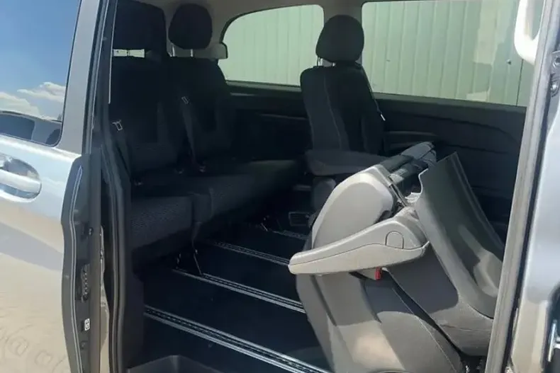 Mercedes-Benz 250 din 2020 cu 69.130 km - oferta MER97659 - foto 28