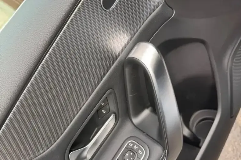 Mercedes-Benz 180 din 2025 cu 10 km - oferta MER97635 - foto 3