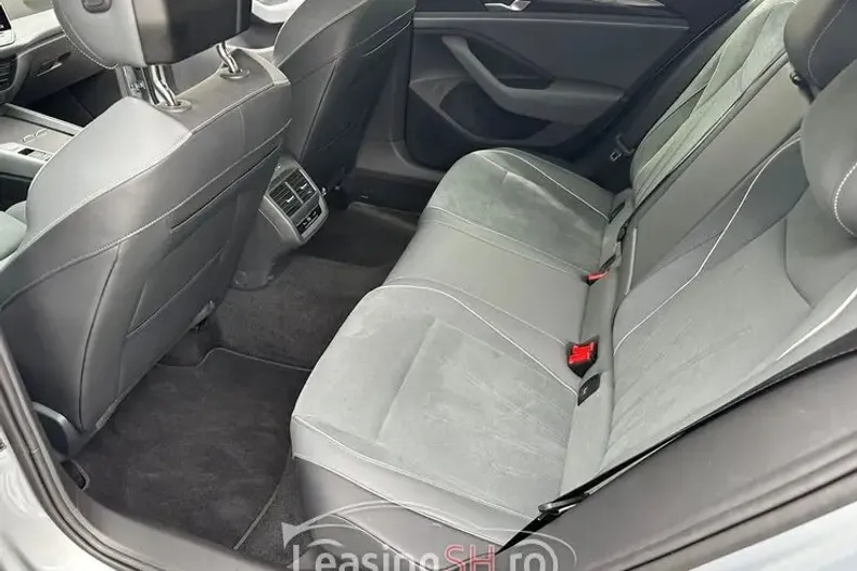 Volkswagen Passat din 2024 cu 24.500 km - oferta VOL93759 - foto 5