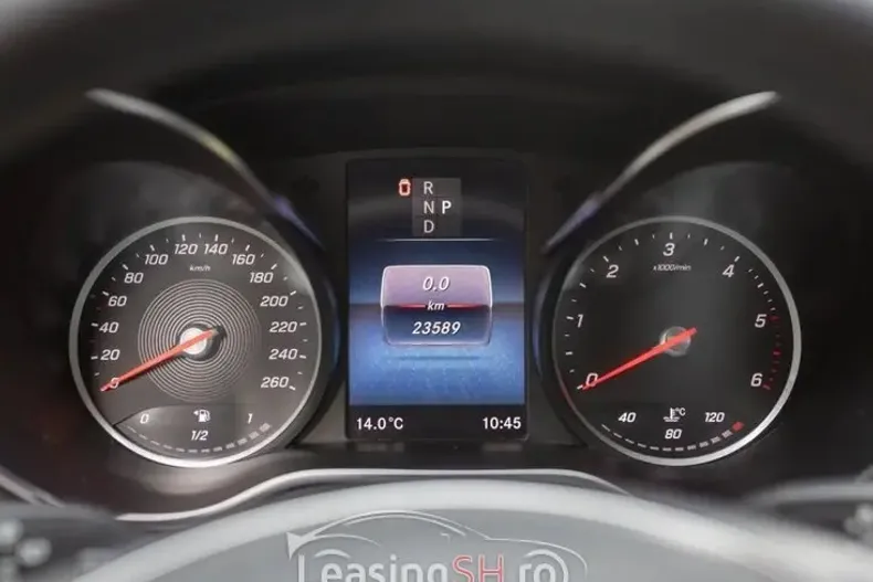 Mercedes-Benz 220 din 2022 cu 42.350 km - oferta MER98708 - foto 2