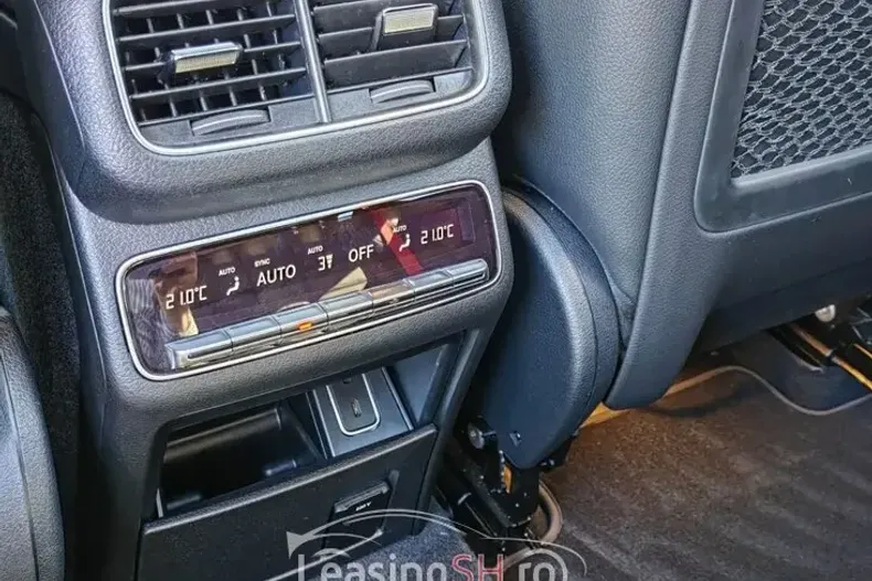 Mercedes-Benz 53 AMG din 2023 cu 41.215 km - oferta MER98749 - foto 19