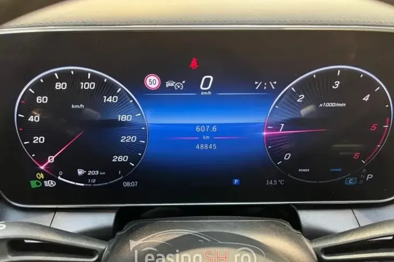 Mercedes-Benz 300 din 2023 cu 49.000 km - oferta MER98678 - foto 2