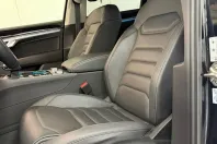 Volkswagen Touareg din 2024 cu 54.000 km - oferta VOL93771 - foto 25