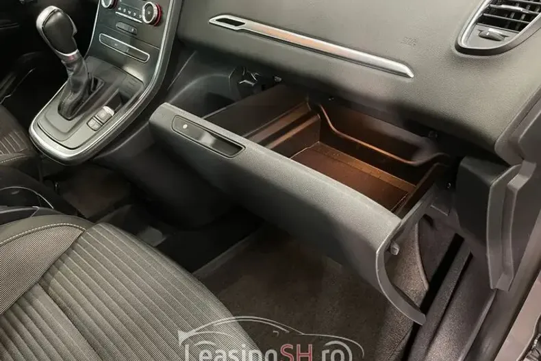 Renault Scenic din 2020 cu 135.154 km - oferta REN100166 - foto 27