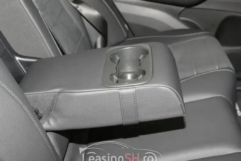 Mercedes-Benz 350 din 2024 cu 15.000 km - oferta MER98157 - foto 19