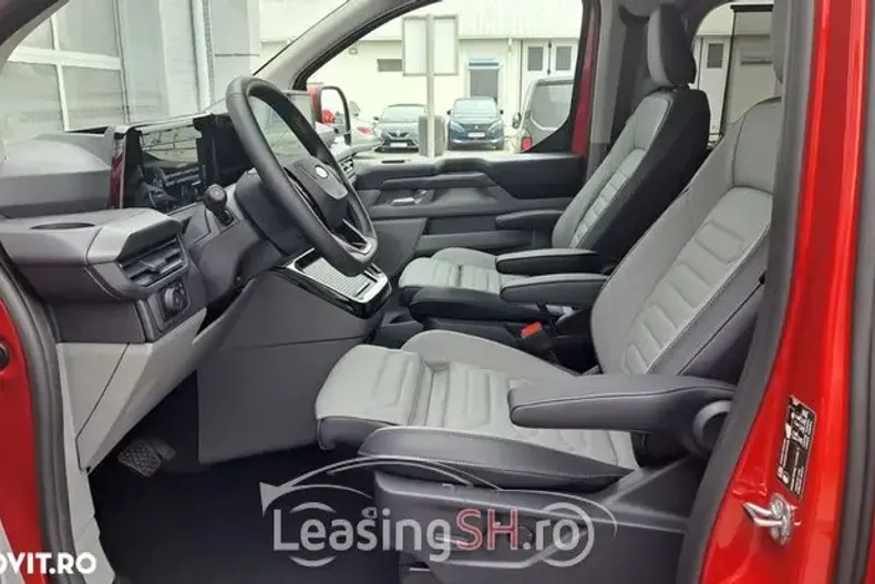 Ford Tourneo Custom din 2025 cu 1 km - oferta FOR93448 - foto 16