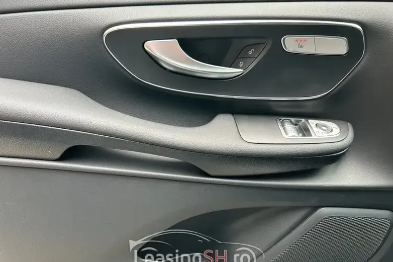 Mercedes-Benz 300 din 2024 cu 8.600 km - oferta MER98272 - foto 7