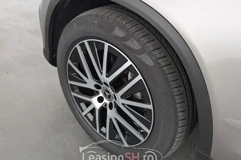 Mercedes-Benz 300 din 2022 cu 70.700 km - oferta MER98941 - foto 2