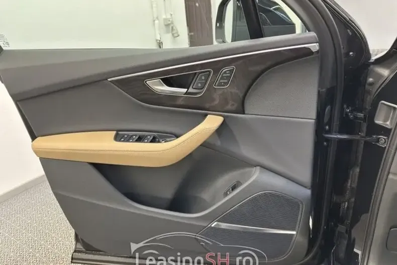 Audi Q7 din 2024 cu 9.500 km - oferta AUD93920 - foto 9