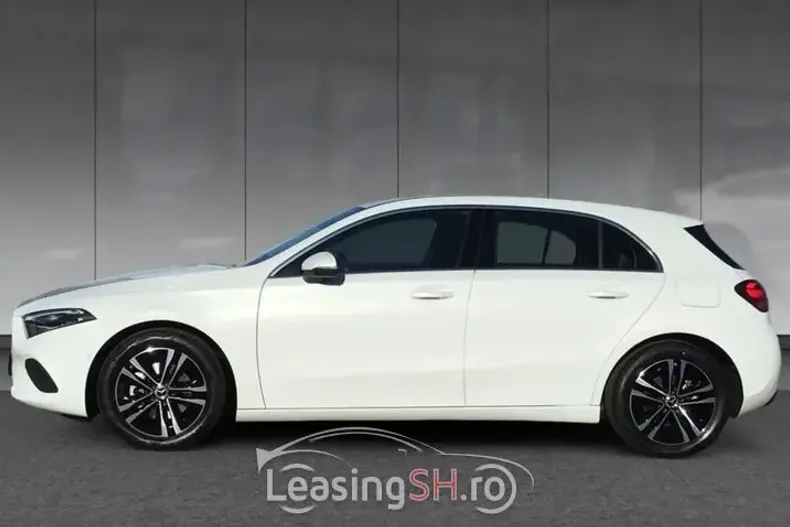 Mercedes-Benz 180 din 2024 cu 4.400 km - oferta MER98147 - foto 14